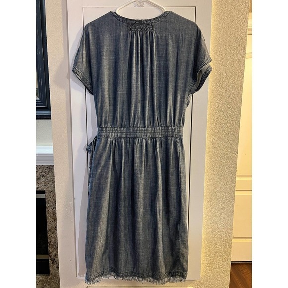Trina Turk Morina Chambray Wrap Dress Blue Linen Lyocell Blend Lightweight Sz 8 - Picture 5 of 9
